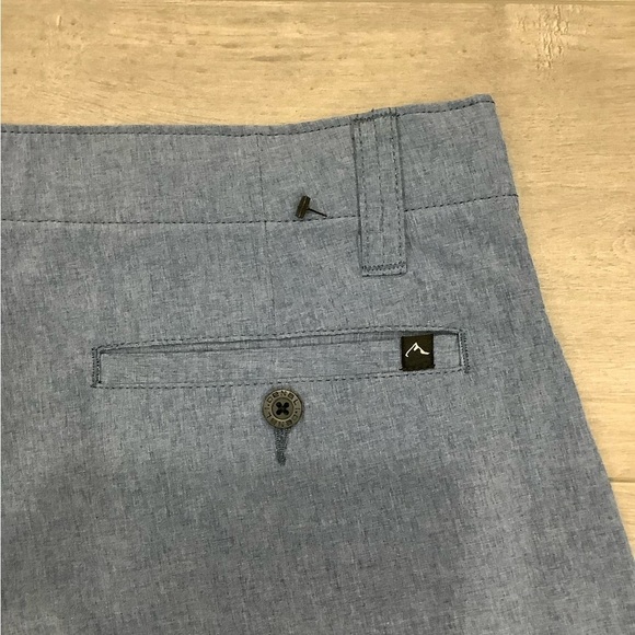 Men's Denali 32 Medium Golf Shorts Khakis Chino Blue Lightweight Stretch NWOT - Picture 5 of 8